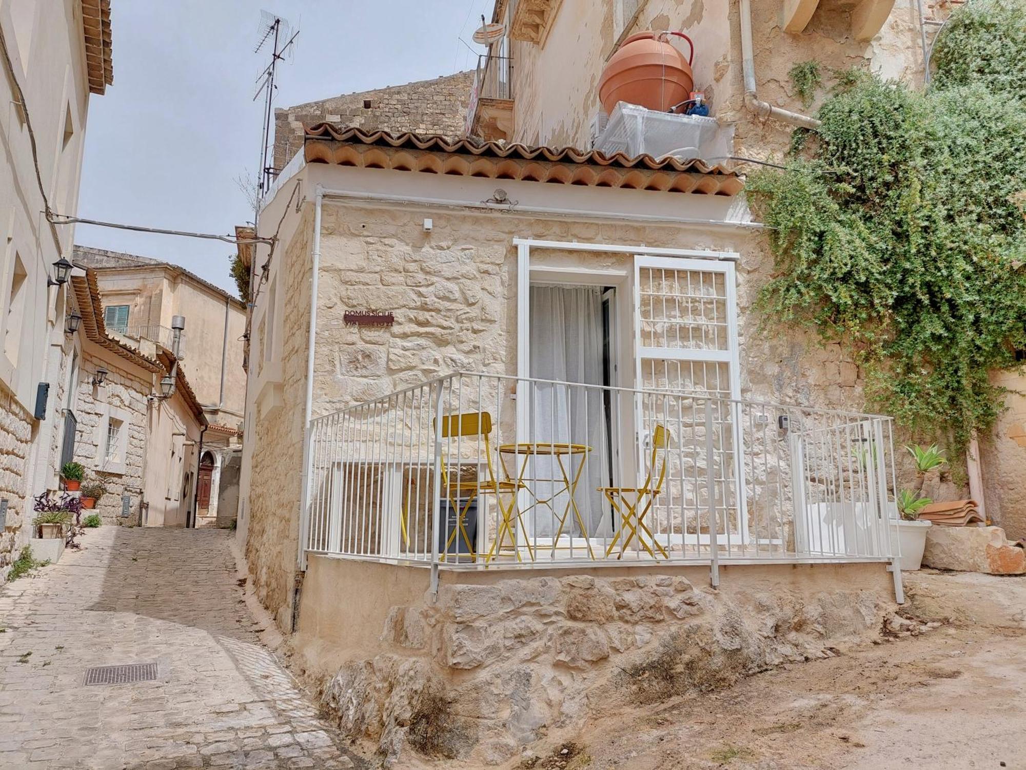 Domus Sicilie Casa de Férias